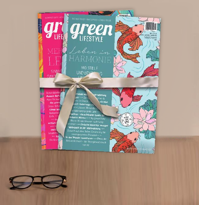 Zwei beispielhafte green Lifestyle Ausgaben, mit einer Schleife verbunden